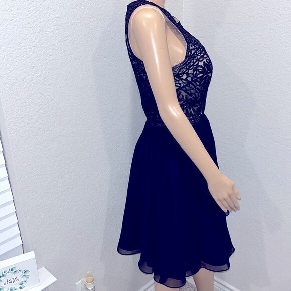 NWOT Vintage ED Young very intricately detailed little black dress - Picture 4 of 7